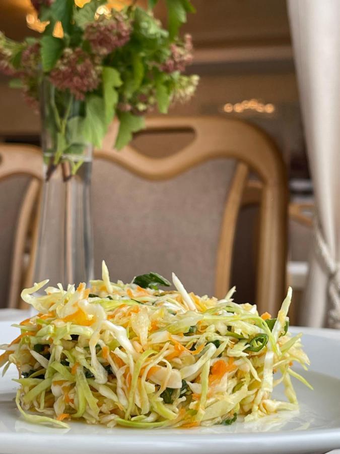 Kamyanka Hotel Mizhhirya  Ngoại thất bức ảnh