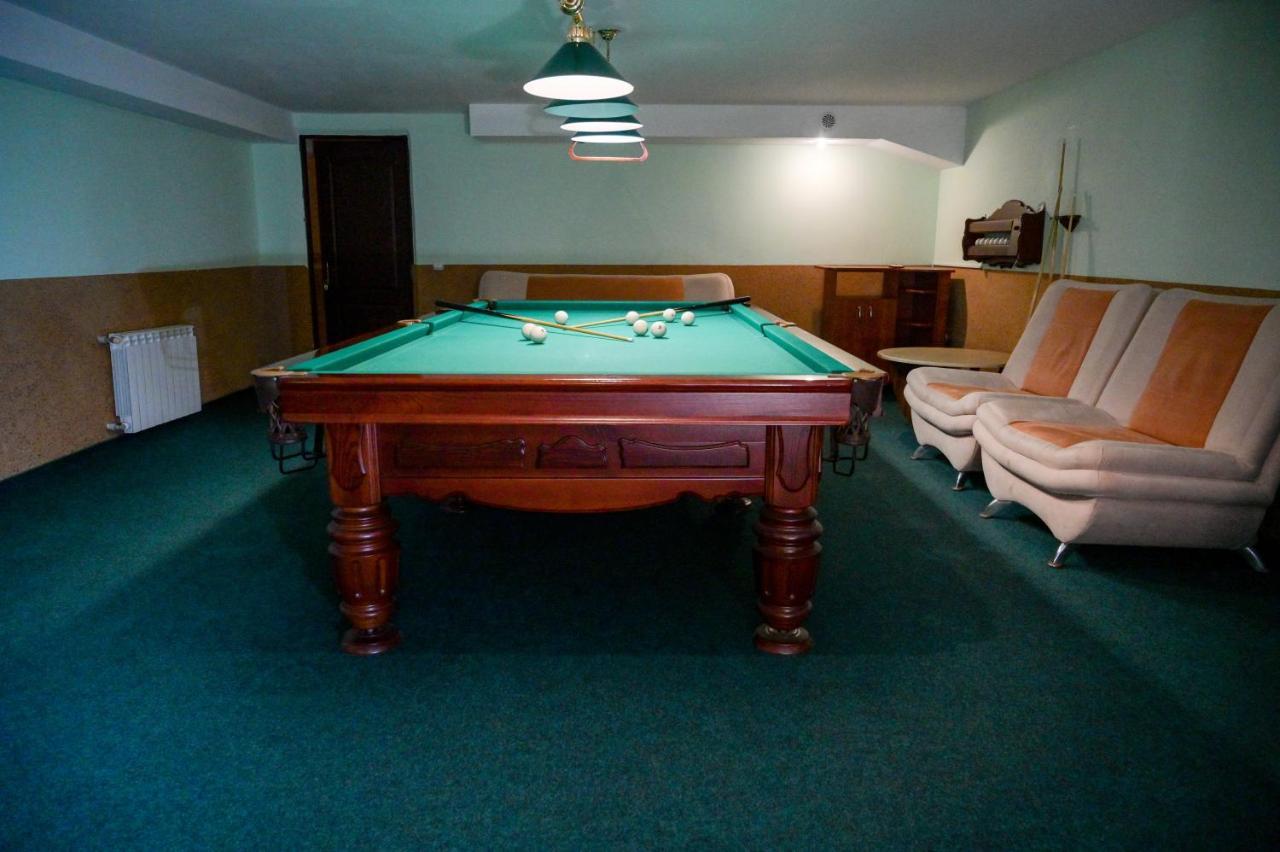 Kamyanka Hotel Mizhhirya  Ngoại thất bức ảnh